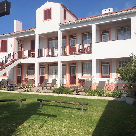 Apartamentos Sao Joao Horta  Luaran gambar
